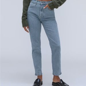 Everlane original cheeky jeans in light denim, never worn